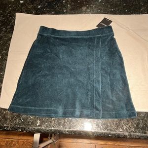 Pull one skirt